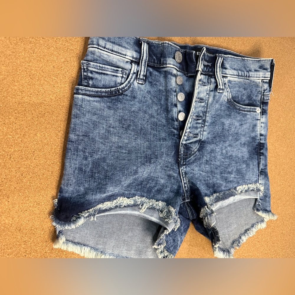 EXPRESS shortie shorts - Picture 2 of 5